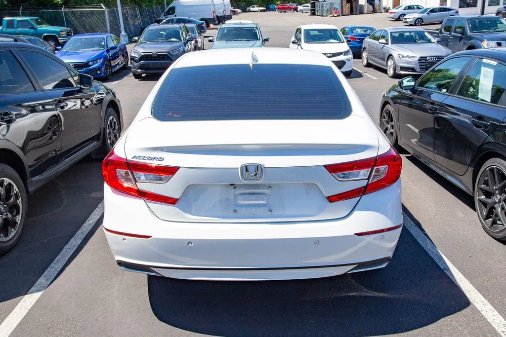 2022 Honda Accord EX-L - Photo 8