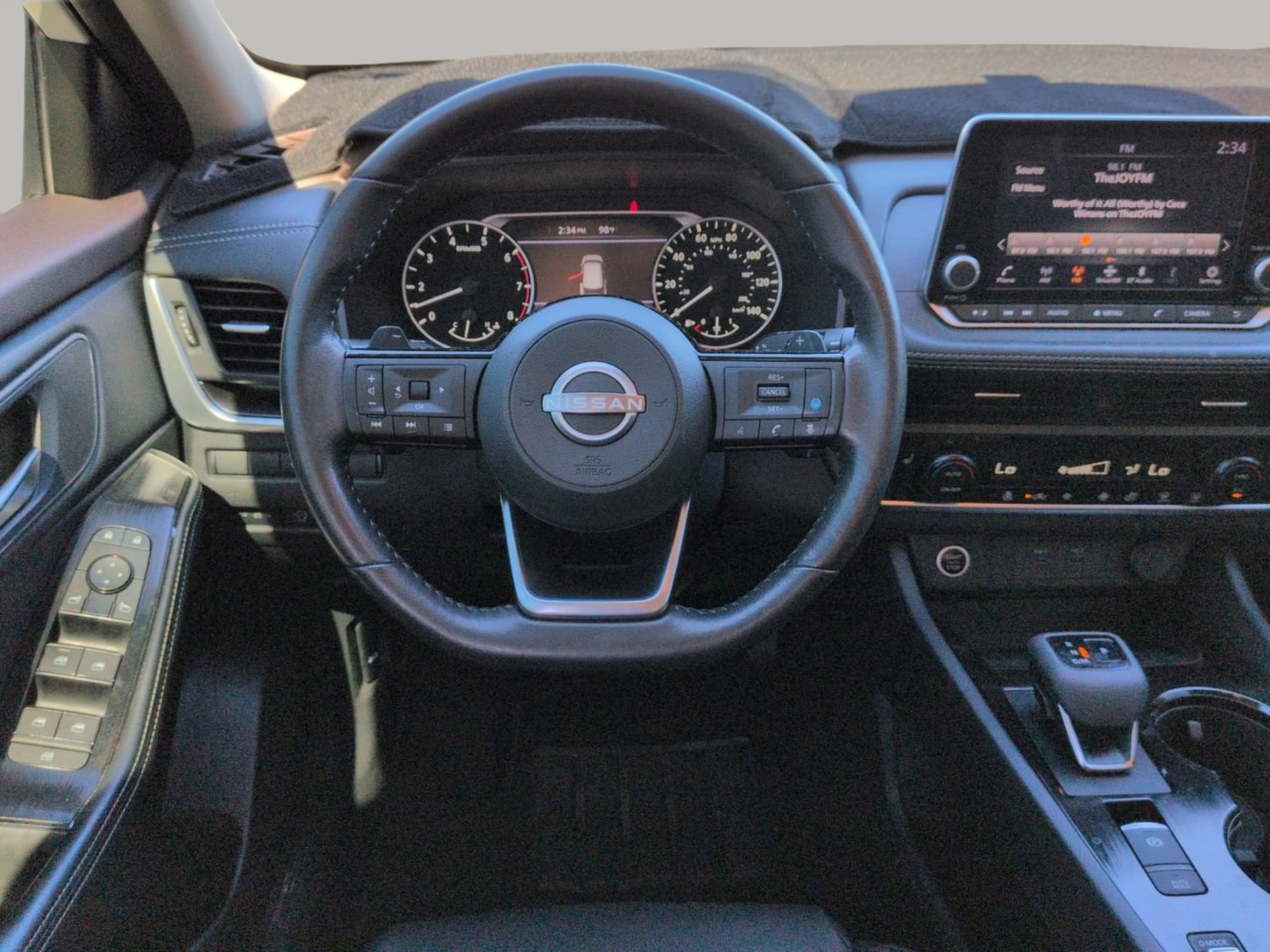 Used 2023 Pearl White Tricoat Nissan SV image 14