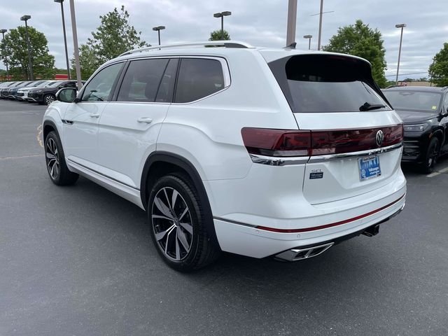 New 2026 White Volkswagen 2.0T SEL Premium R-Line image 4