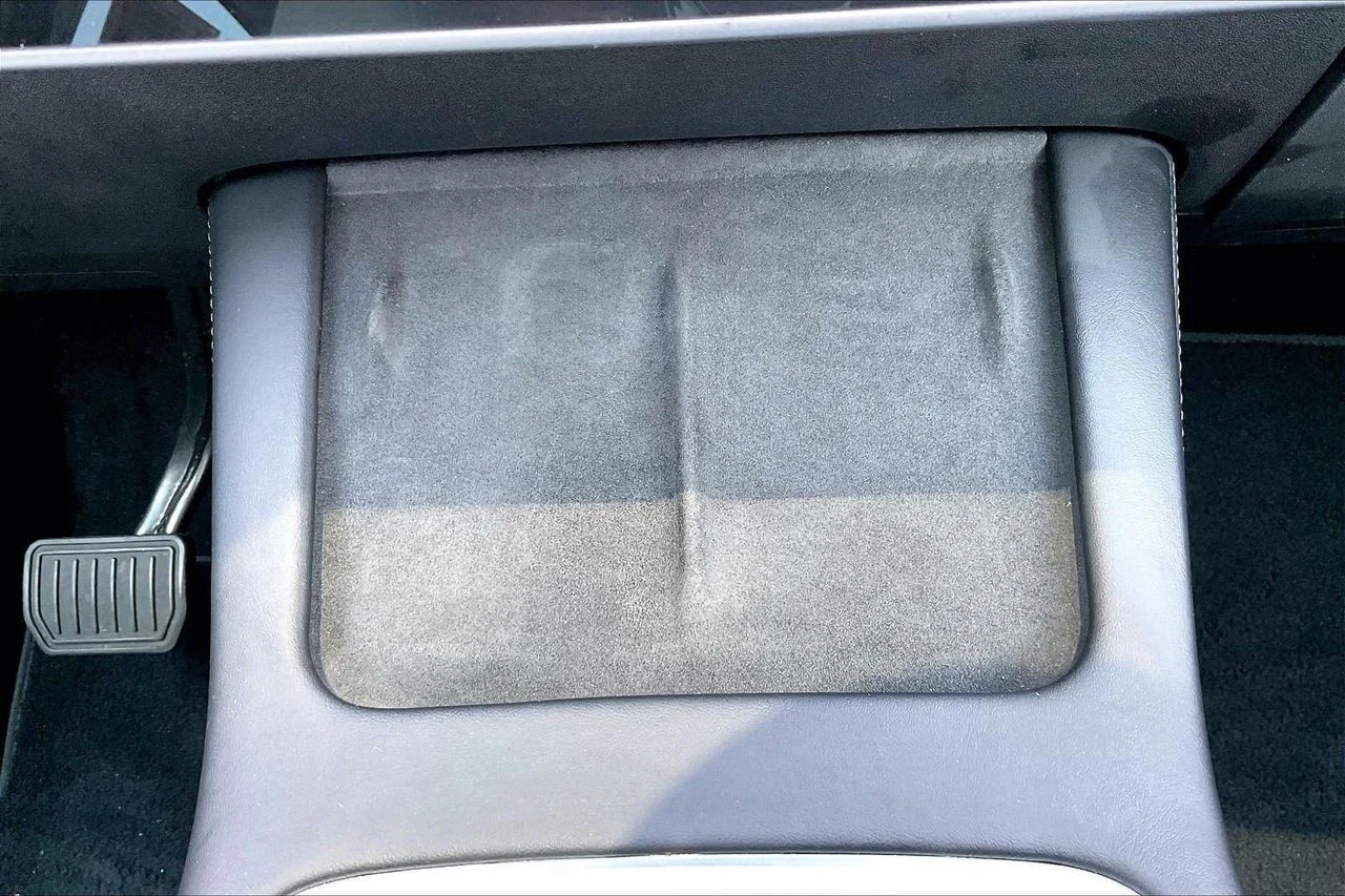 Used 2022  Tesla Long Range image 19