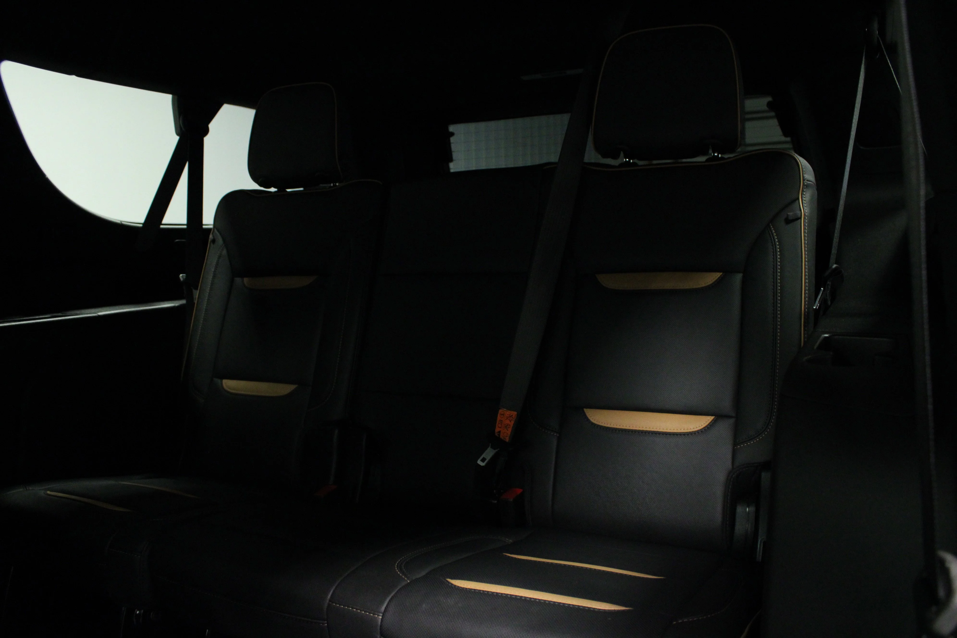 Used 2024 Titanium Rush Metallic GMC AT4 image 14