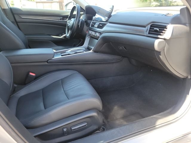 Used 2021  Honda Touring 2.0T image 13