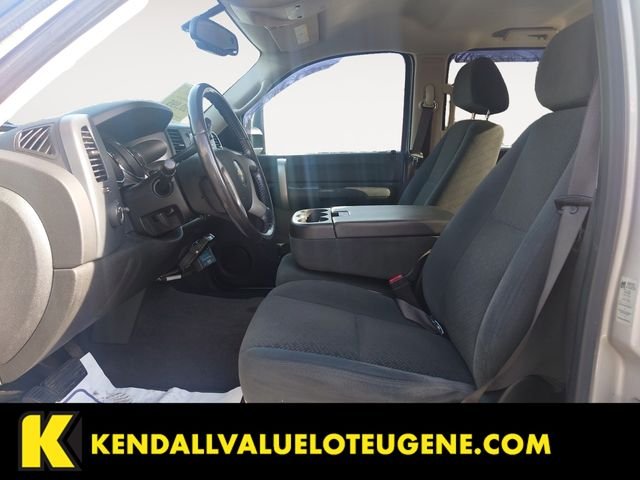 Used 2008 Silver Chevrolet LT image 9