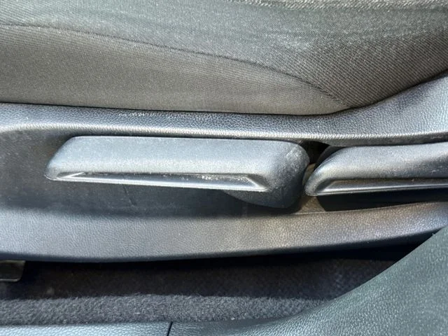 Used 2024  Honda LX image 18
