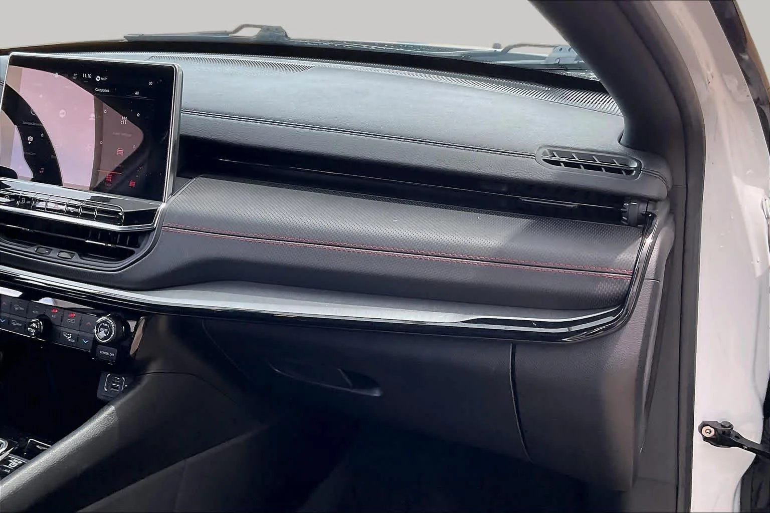 2025 Jeep Compass Trailhawk - Photo 16
