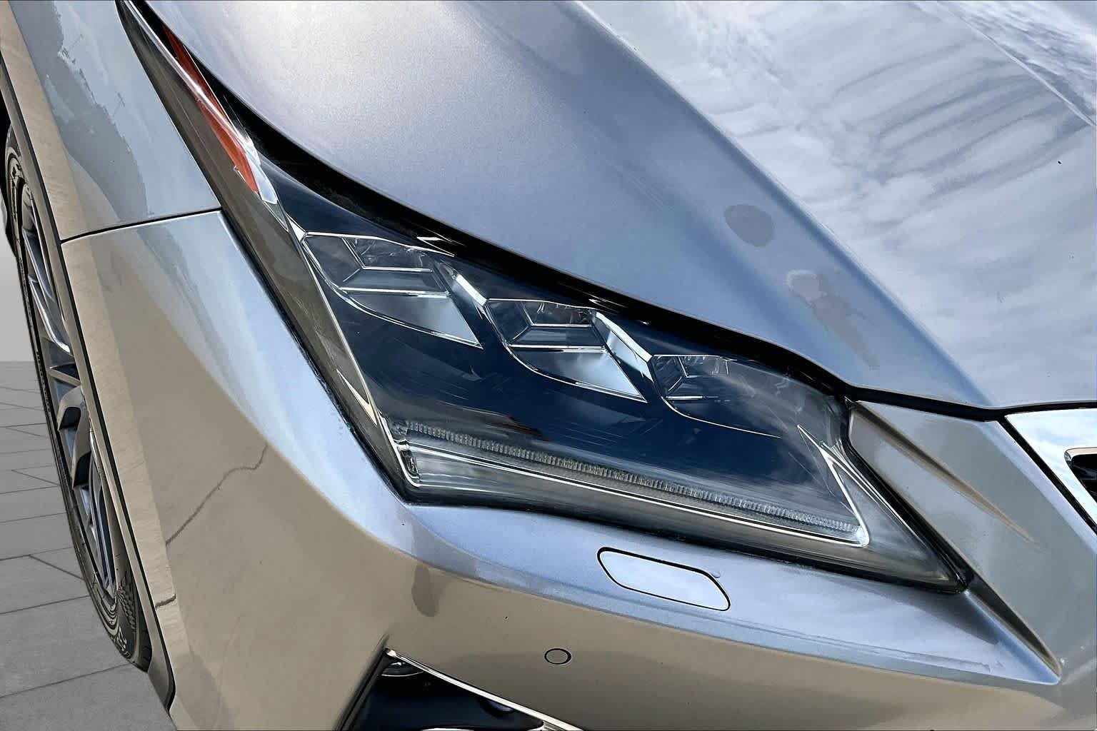Used 2017 Atomic Silver Lexus  image 27