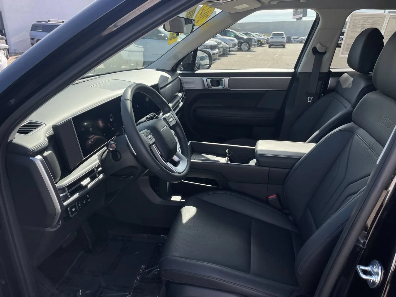 Used 2025 Phantom Black Hyundai XRT image 17