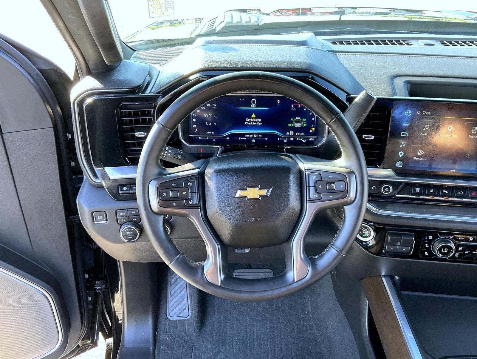 Used 2024 Black Chevrolet High Country image 11