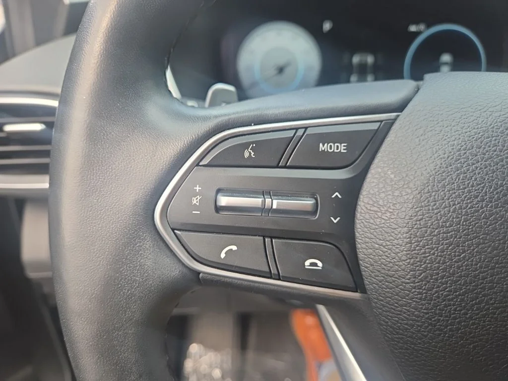 2023 Hyundai Santa Fe Limited - Photo 18