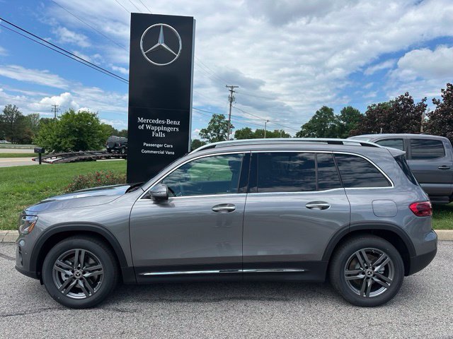 New 2026 Mountain Grey Metallic Mercedes-Benz GLB 250 image 42