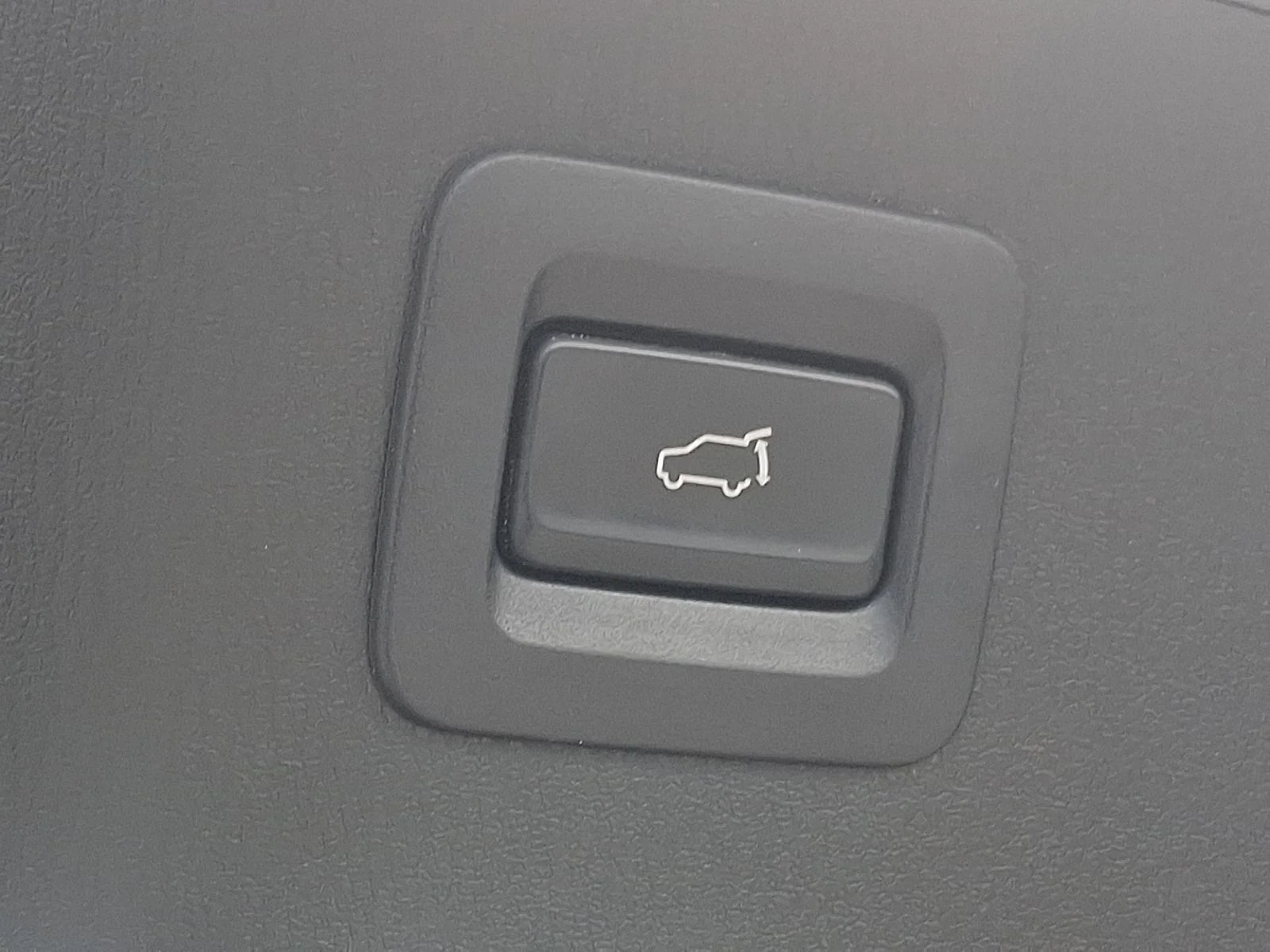Used 2017 Black Mazda Touring image 26