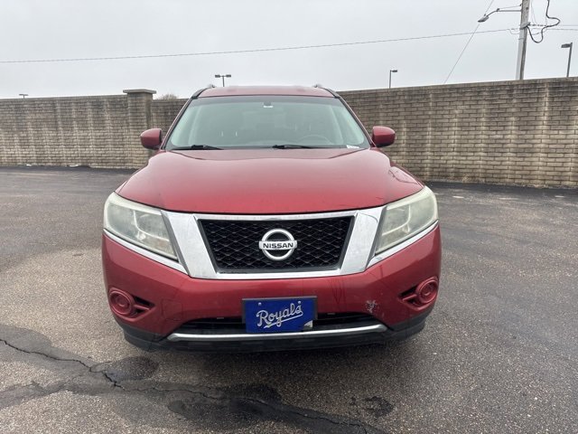 Used 2014 Nissan Pathfinder SV with VIN 5N1AR2MM6EC601868 for sale in Wichita, KS