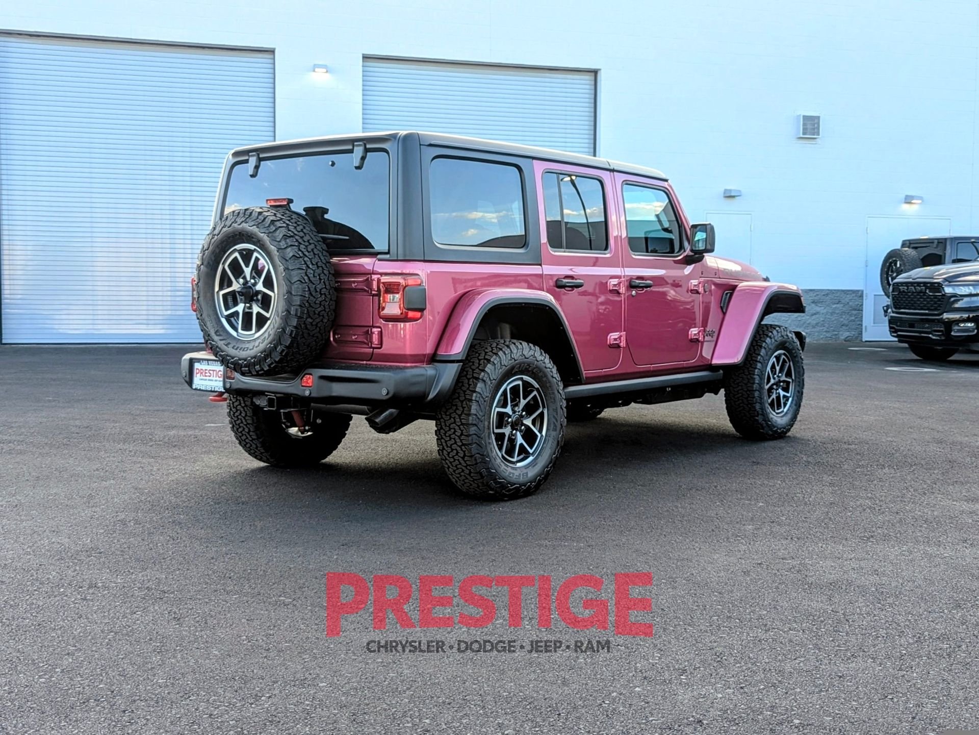 New 2026 Tuscadero Pearlcoat Jeep Rubicon image 5