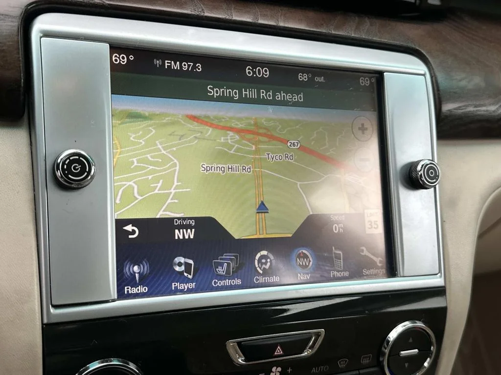 Used 2014 Tan Maserati S Q4 image 3