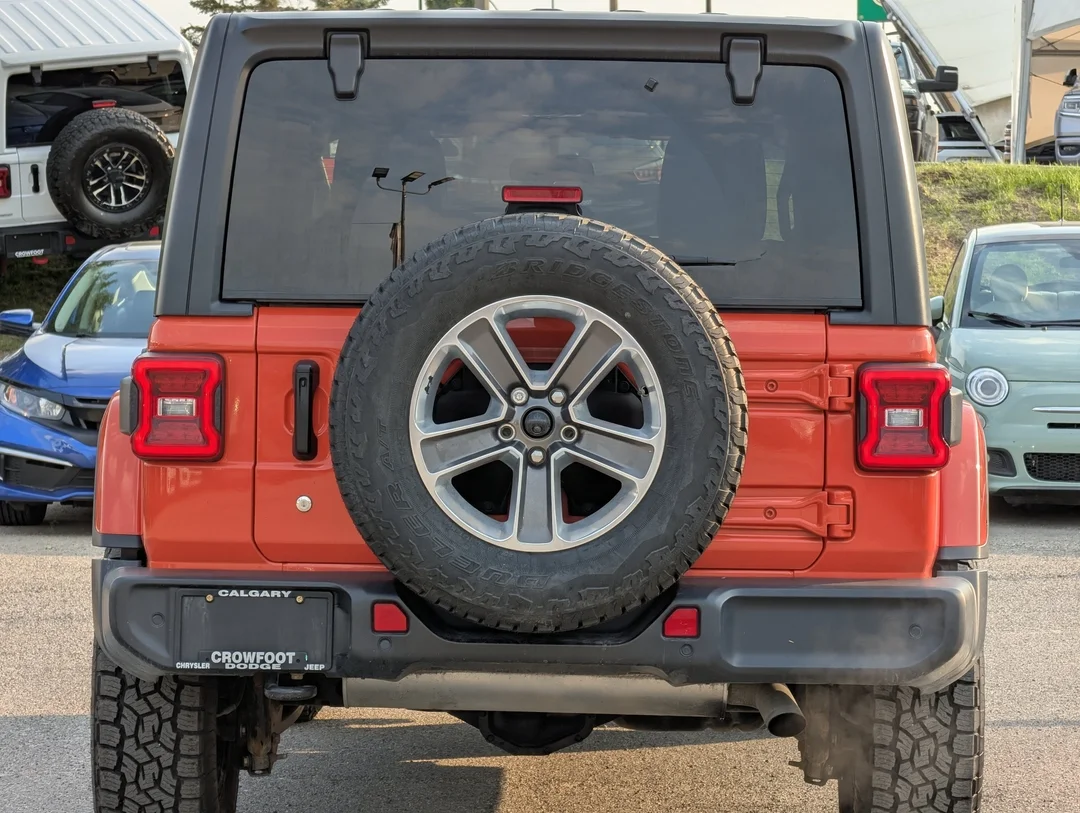 Used 2020 punk n metallic Jeep Sahara - - 4x4 - Leather Seats - Freedom Top - Remote Start & More! image 7