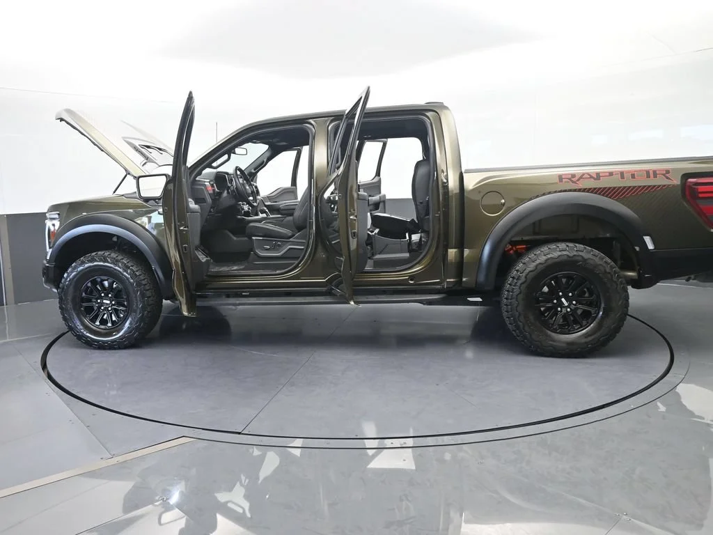 Used 2025 Green Ford Raptor image 80