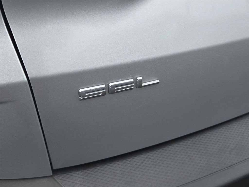 Used 2020 Silver Ford SEL image 22