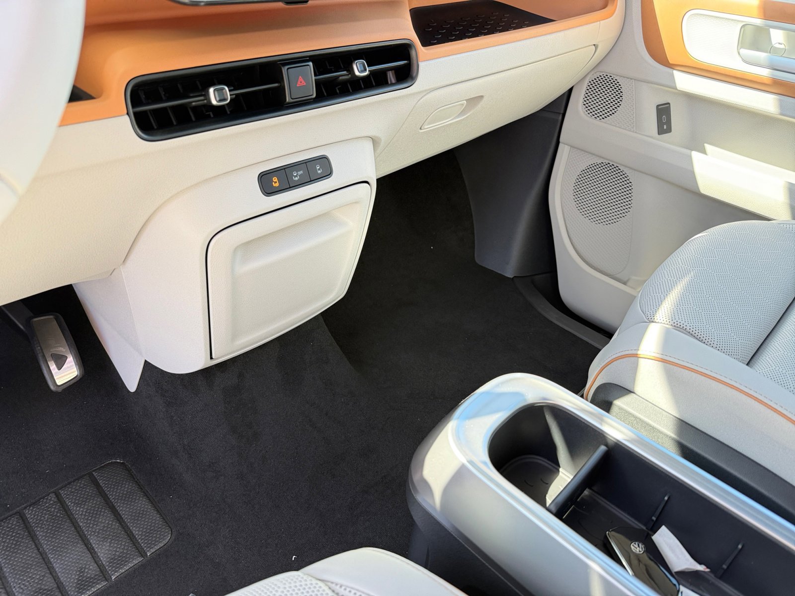 2025 Volkswagen ID. Buzz 1st Edition - Photo 13