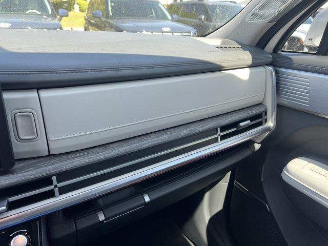 New 2026 Serenity White Hyundai Limited 6P image 30