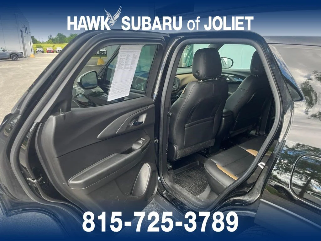 Used 2022 Mosaic Black Metallic Chevrolet ACTIV image 8