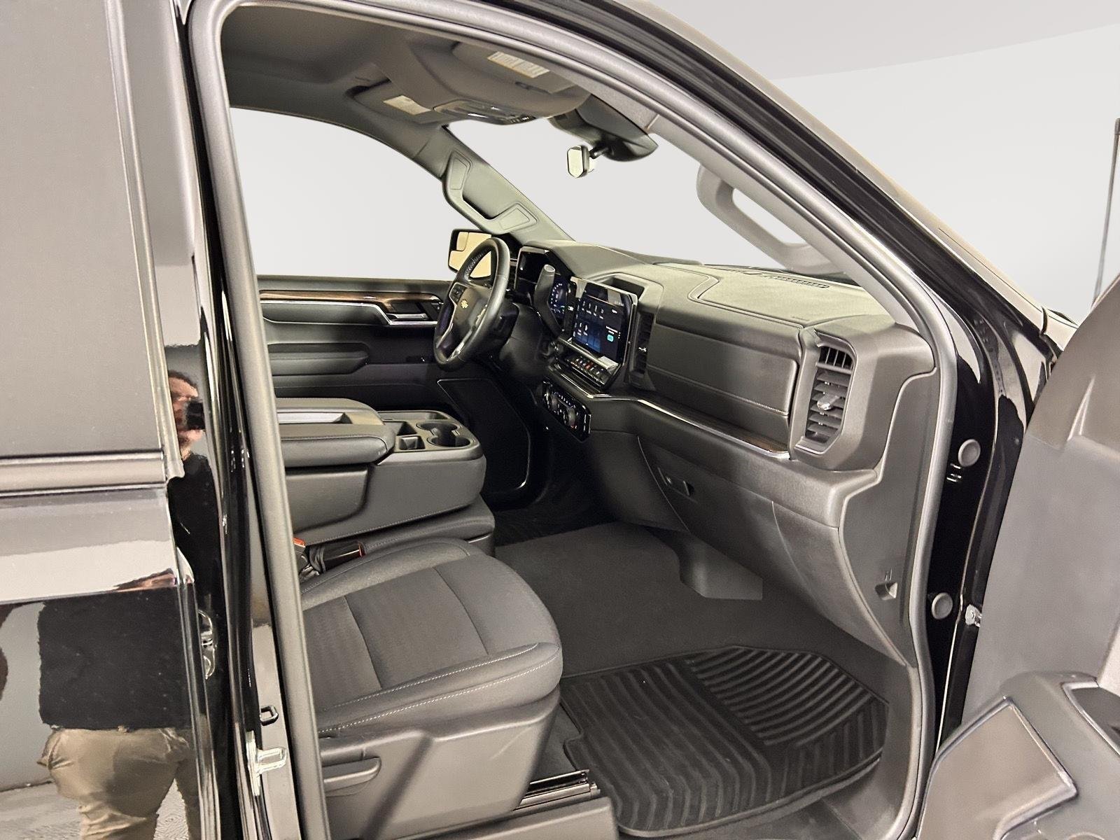Used 2024 Black Chevrolet LT image 12
