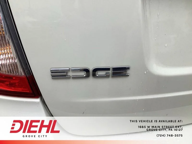 Used 2013 White Ford SEL image 10