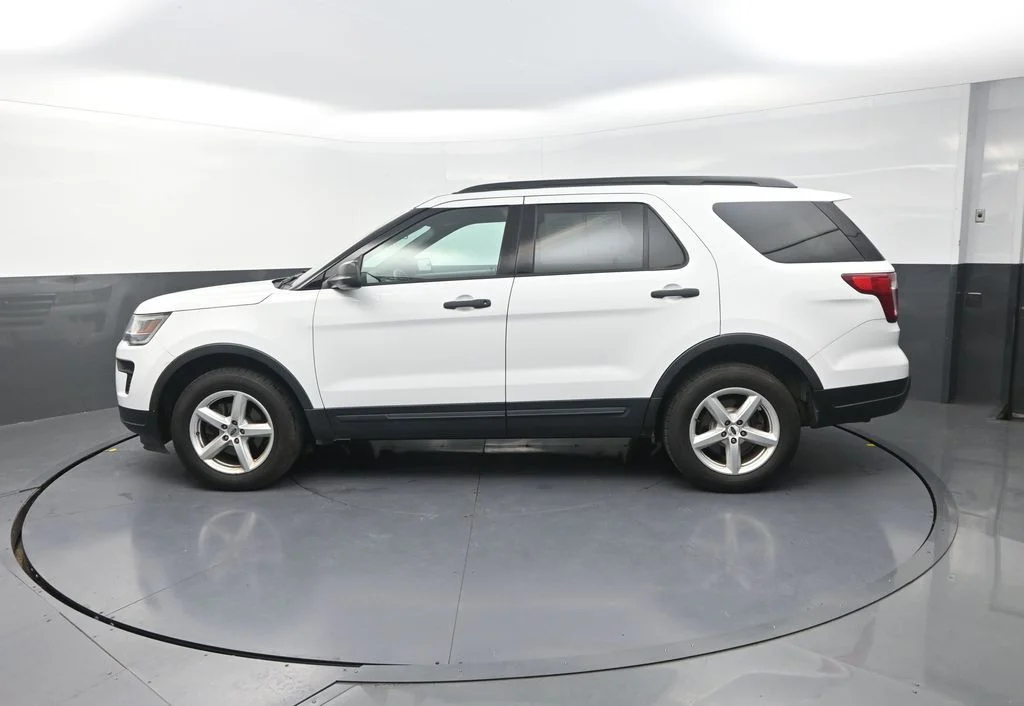 Used 2018 White Ford Base image 6