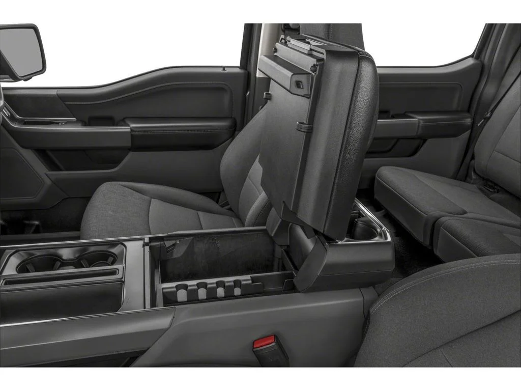 Used 2024 Oxford White Ford XLT image 10