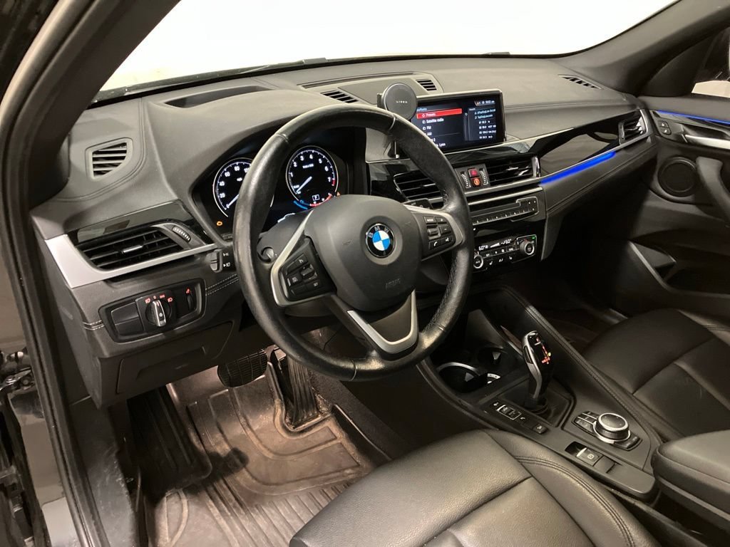 Used 2021 Black Sapphire Metallic BMW xDrive28i image 2