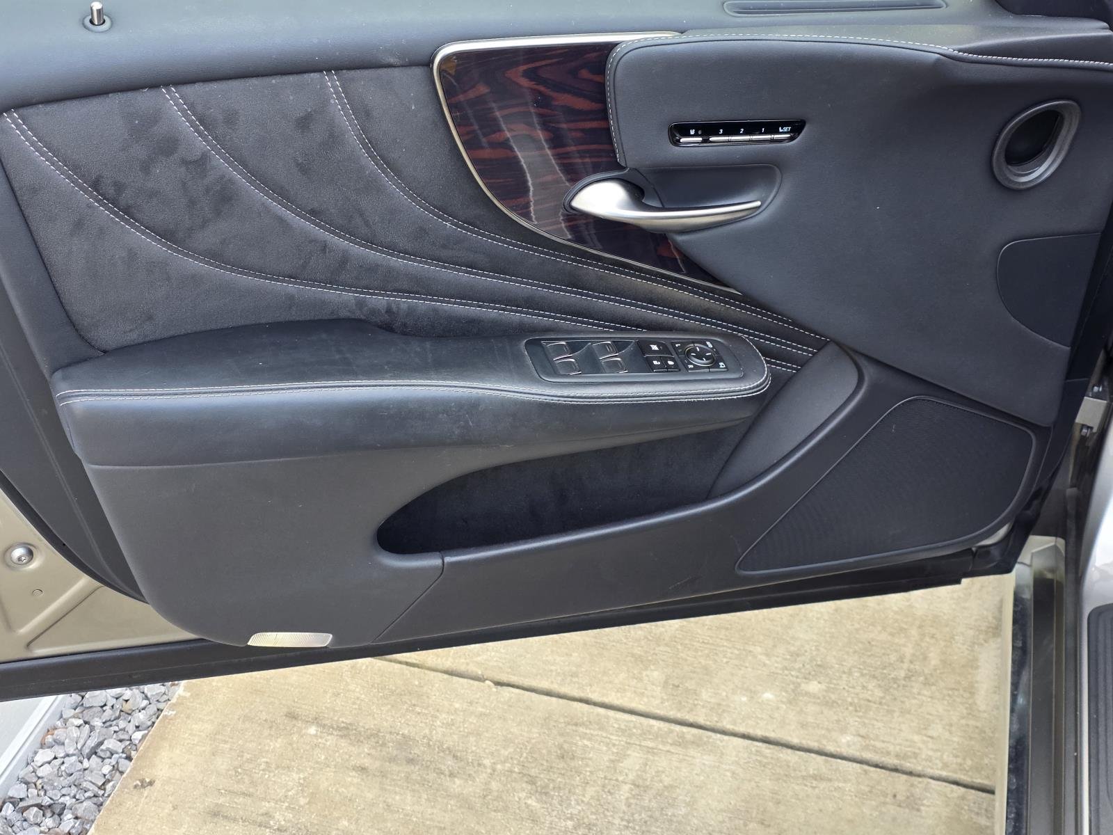 2018 Lexus LS Base - Photo 34