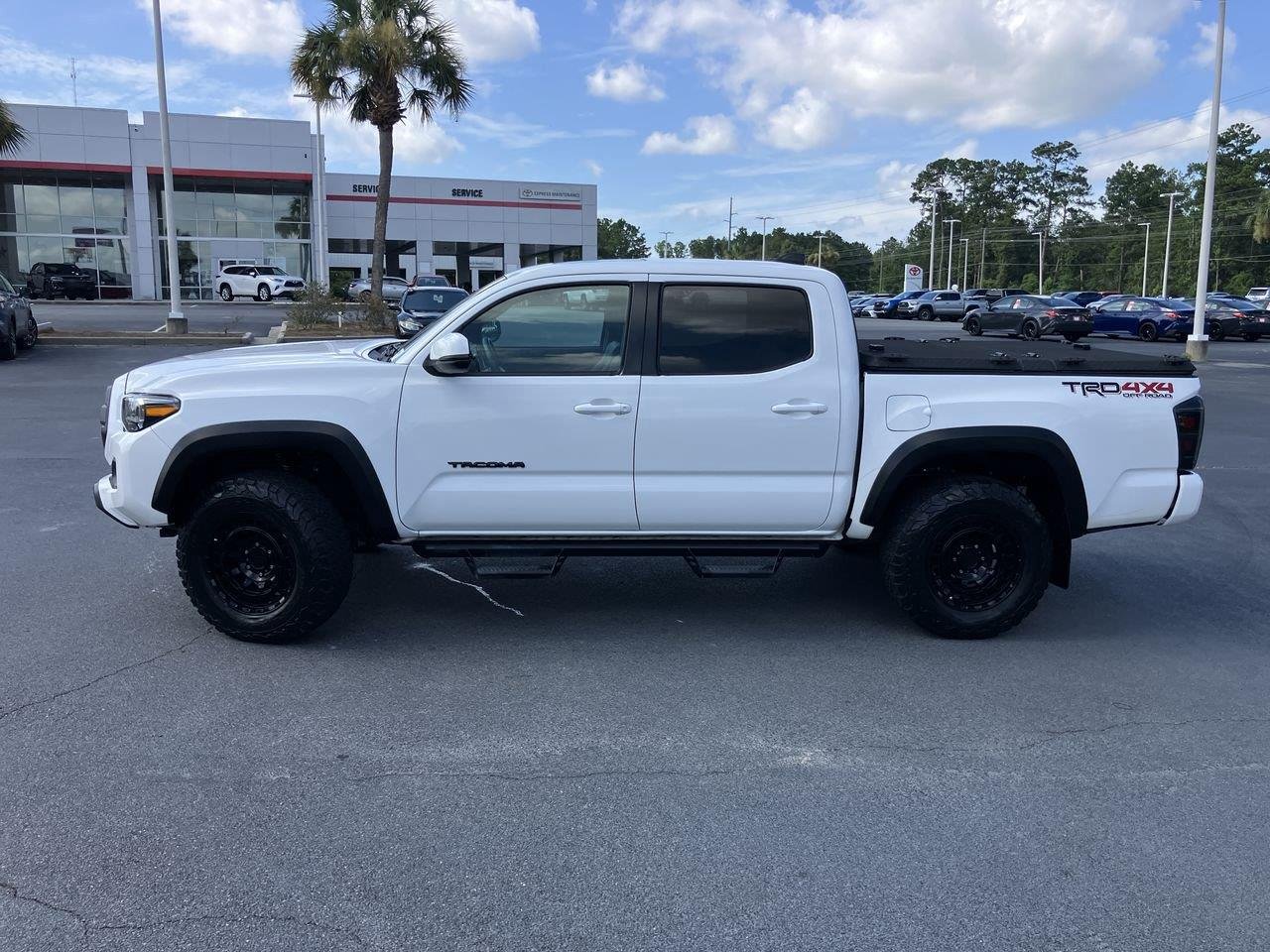 Used 2022 White Toyota TRD Off-Road Double Cab image 2
