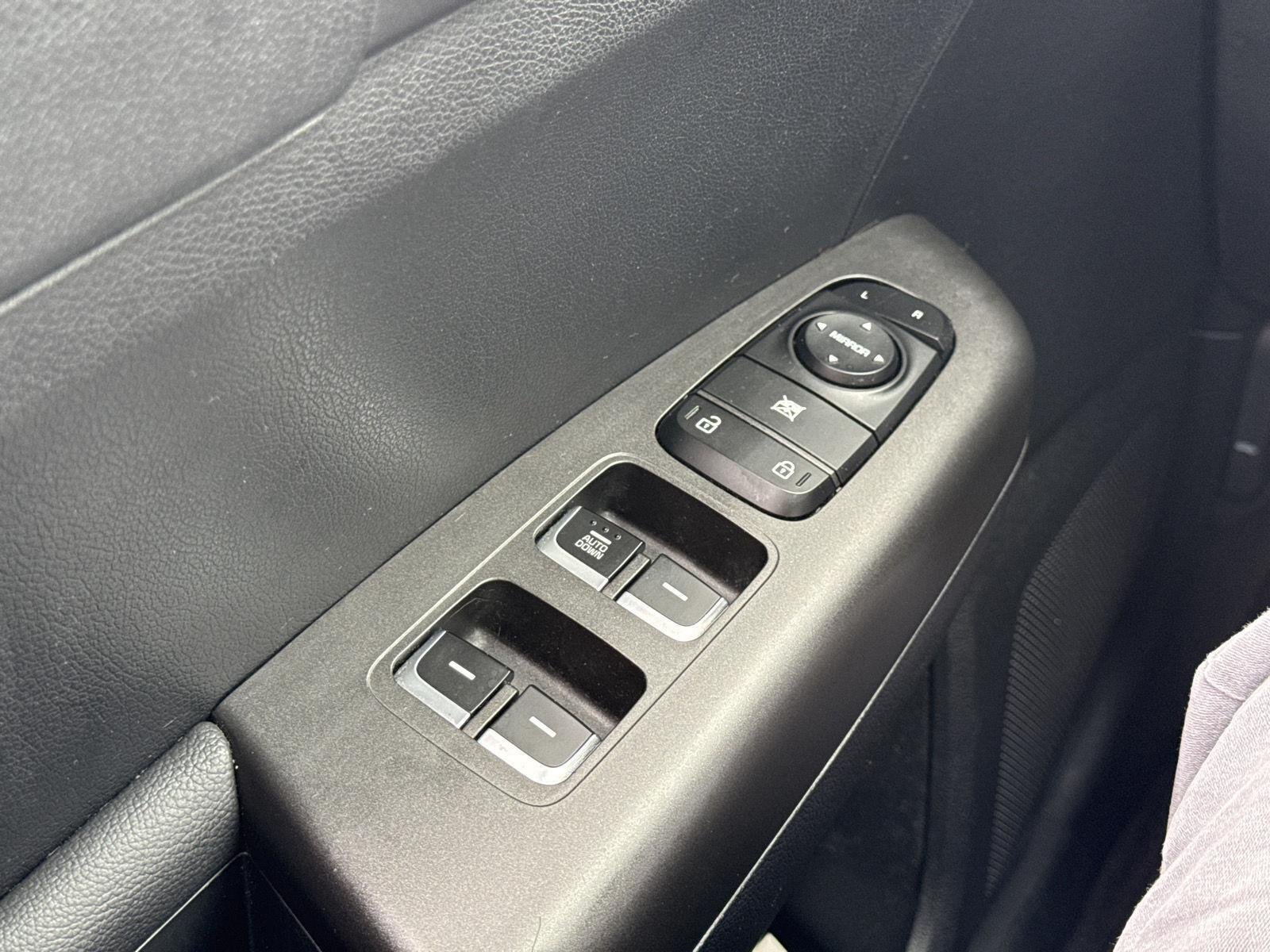 Used 2020 Steel Gray Kia LX image 17