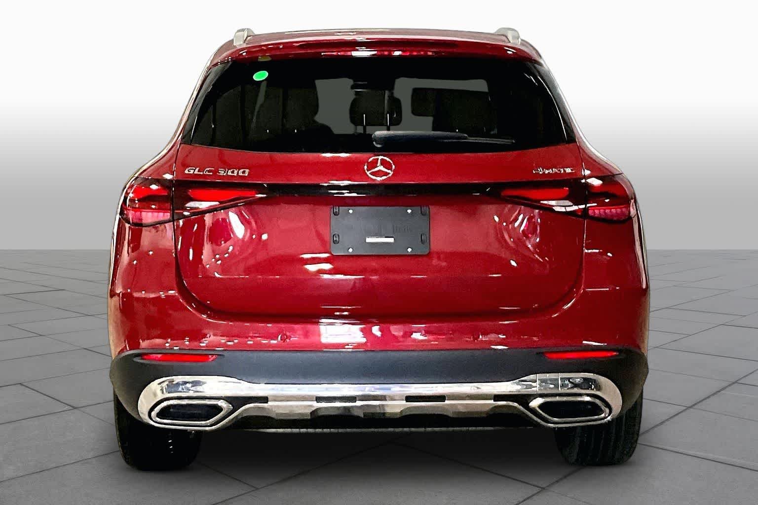 Used 2026 MANUFAKTUR Patagonia Red Metallic Mercedes-Benz GLC 300 image 5