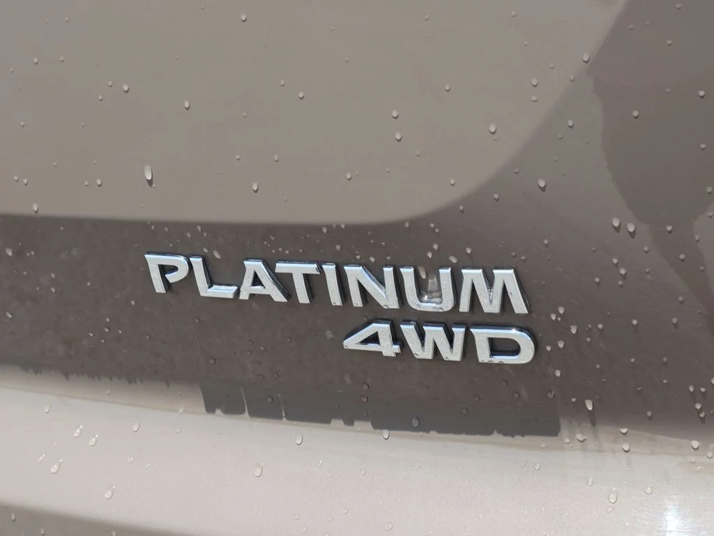 Used 2024 Beige Nissan Platinum image 32