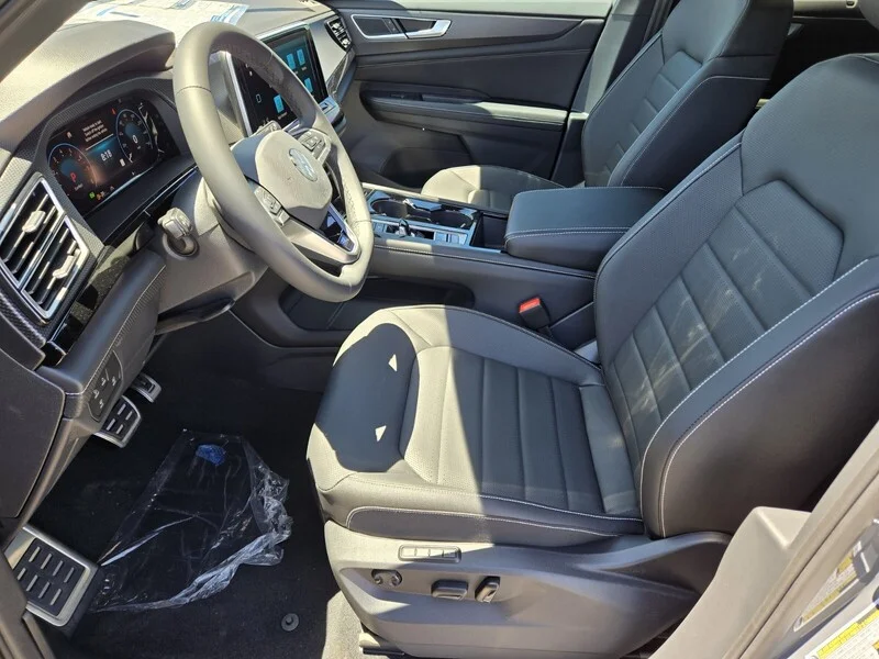 New 2026 Gray Volkswagen 2.0T SEL R-Line Black image 6