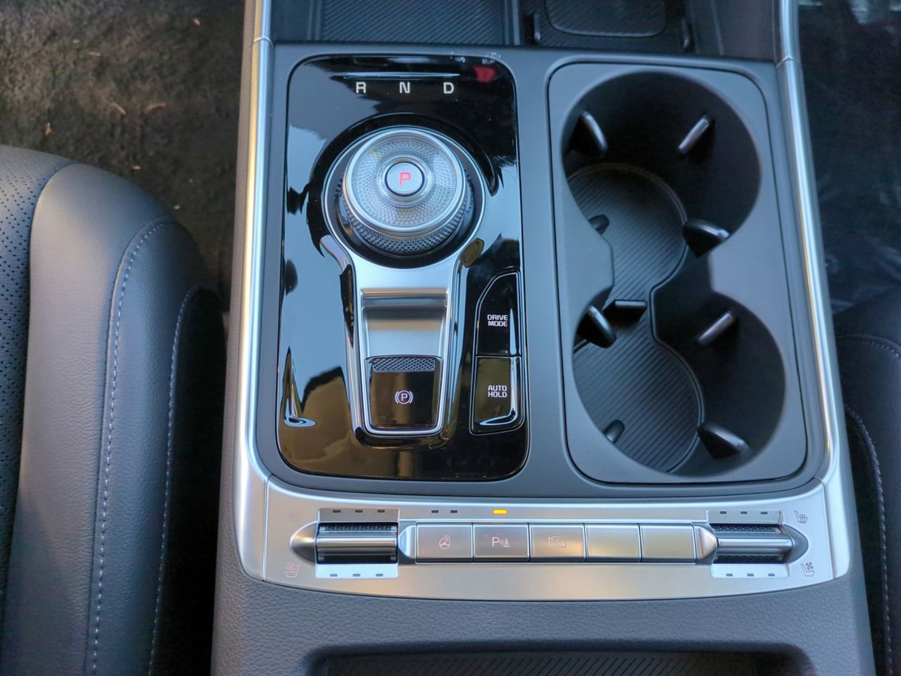 2026 Kia Carnival SX Prestige - Photo 23