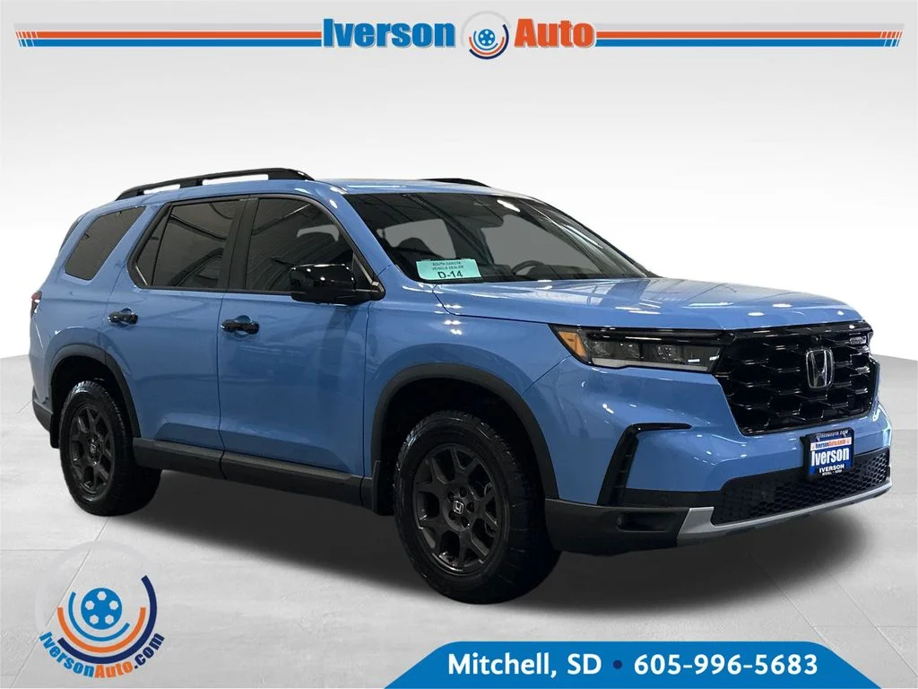 2023 Honda Pilot TrailSport AWD's photo