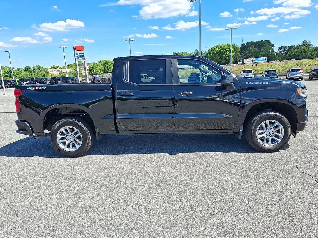 Used 2026 Black Chevrolet RST image 8