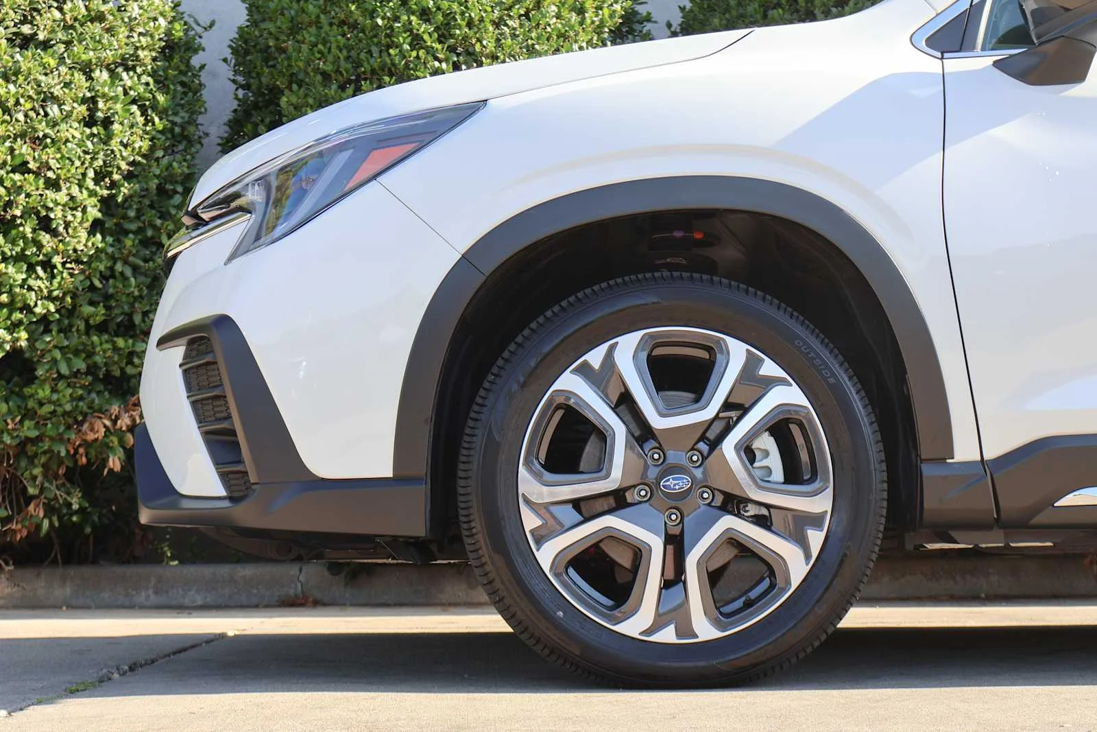 Certified Used 2026 Crystal White Pearl Subaru Limited image 6