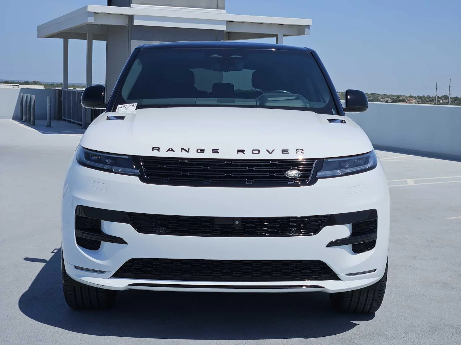 Certified Used 2024 Fuji White Land Rover Dynamic SE image 2