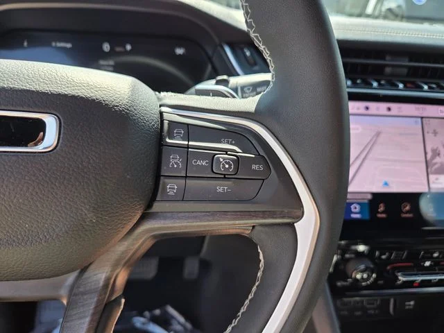 Certified Used 2025 Black Jeep Limited image 31