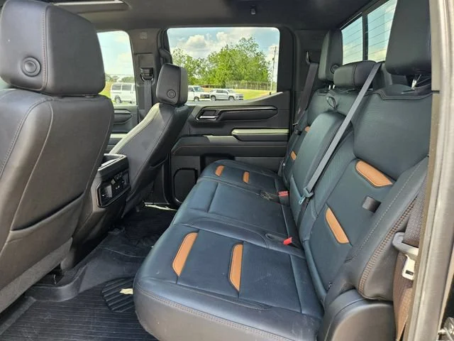 Used 2024 Onyx Black GMC AT4 image 25