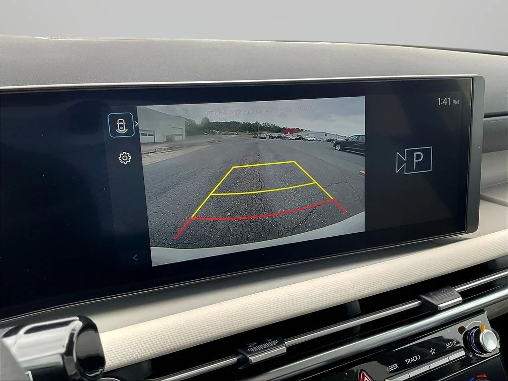 New 2026 White Hyundai SEL image 21