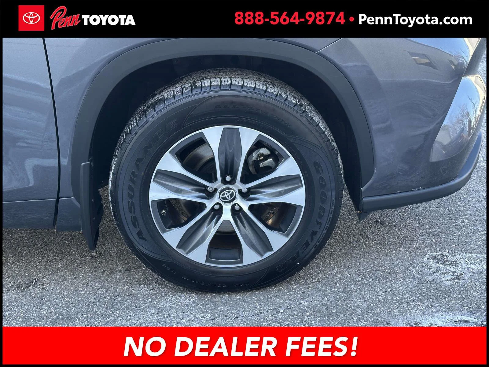 2022 Toyota Highlander XLE - Photo 11
