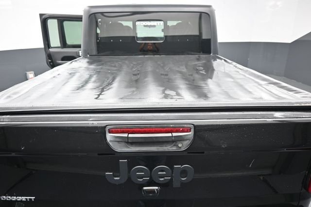 Used 2020 Black Jeep Sport image 10