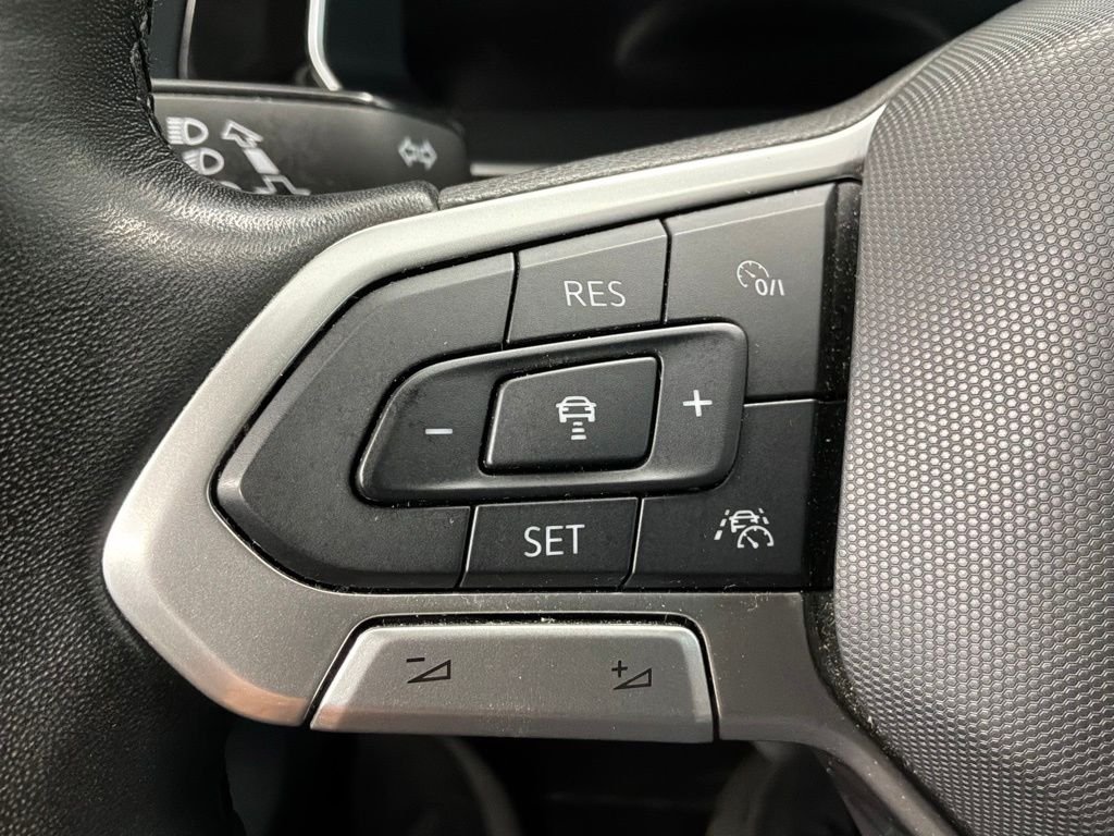 Used 2024  Volkswagen 1.5T S image 18