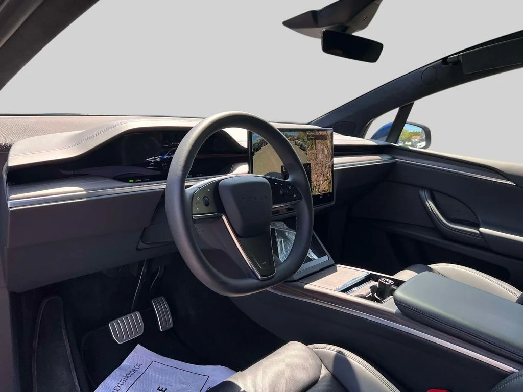 Used 2023 Blue Tesla Standard Range image 23