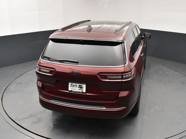 New 2026 Velvet Red Pearl-Coat Exterior Paint Jeep Limited image 17
