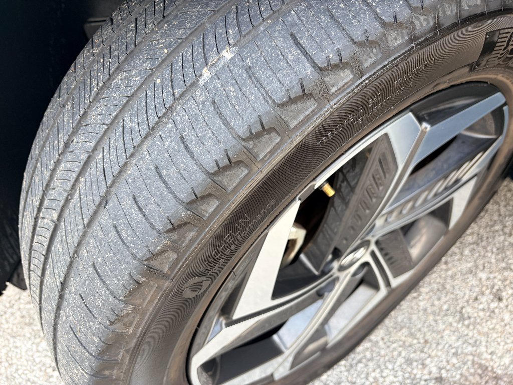 Certified Used 2024 Black Pearl Hyundai SEL image 29