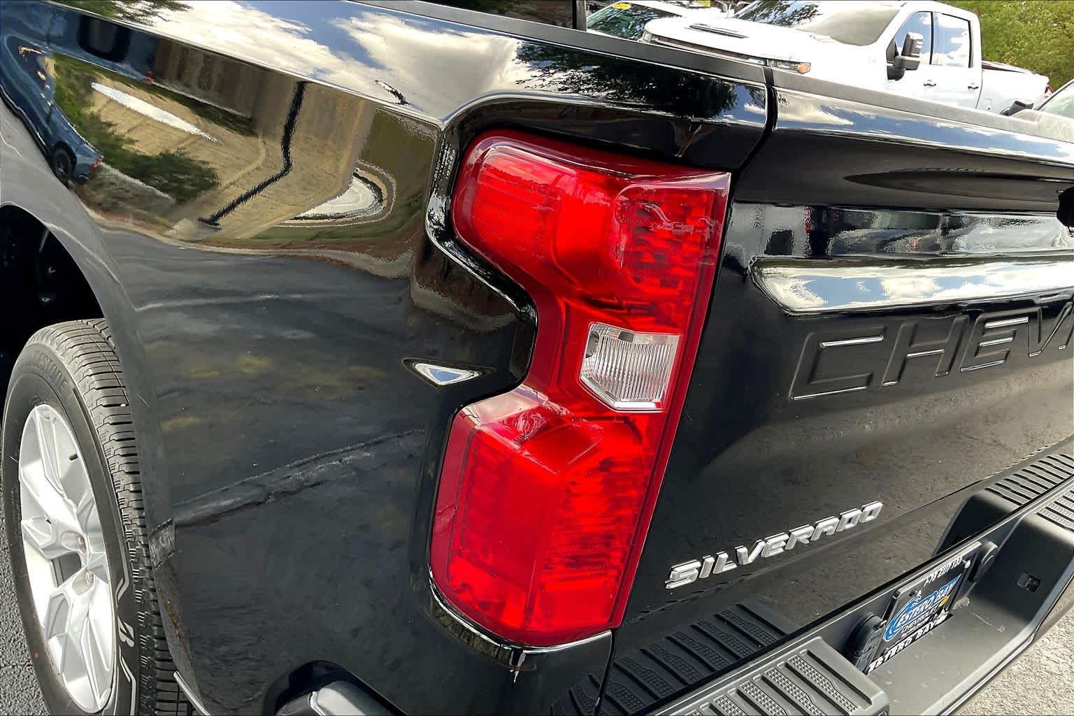 2023 Chevrolet Silverado 1500 Custom - Photo 28